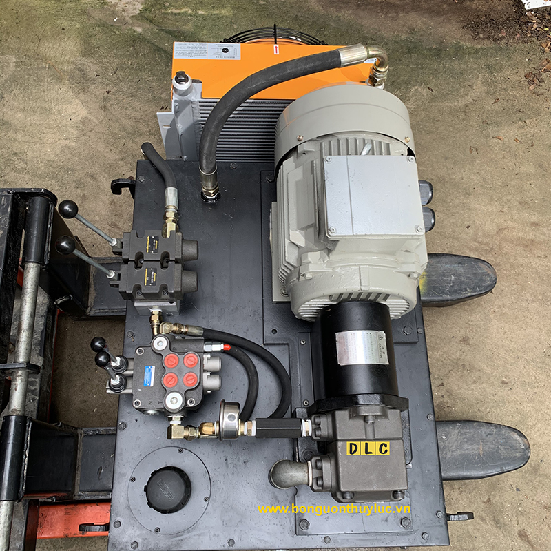 Hydraulic power pack